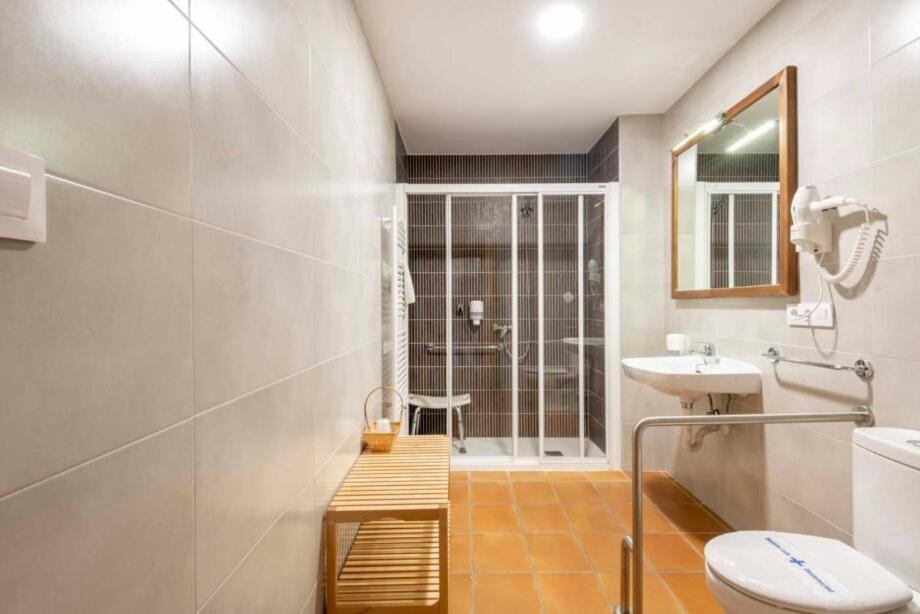 La Virgen de la Vega Apart-Hotel Selva Nevada מראה חיצוני תמונה