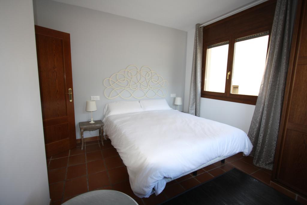 La Virgen de la Vega Apart-Hotel Selva Nevada חדר תמונה
