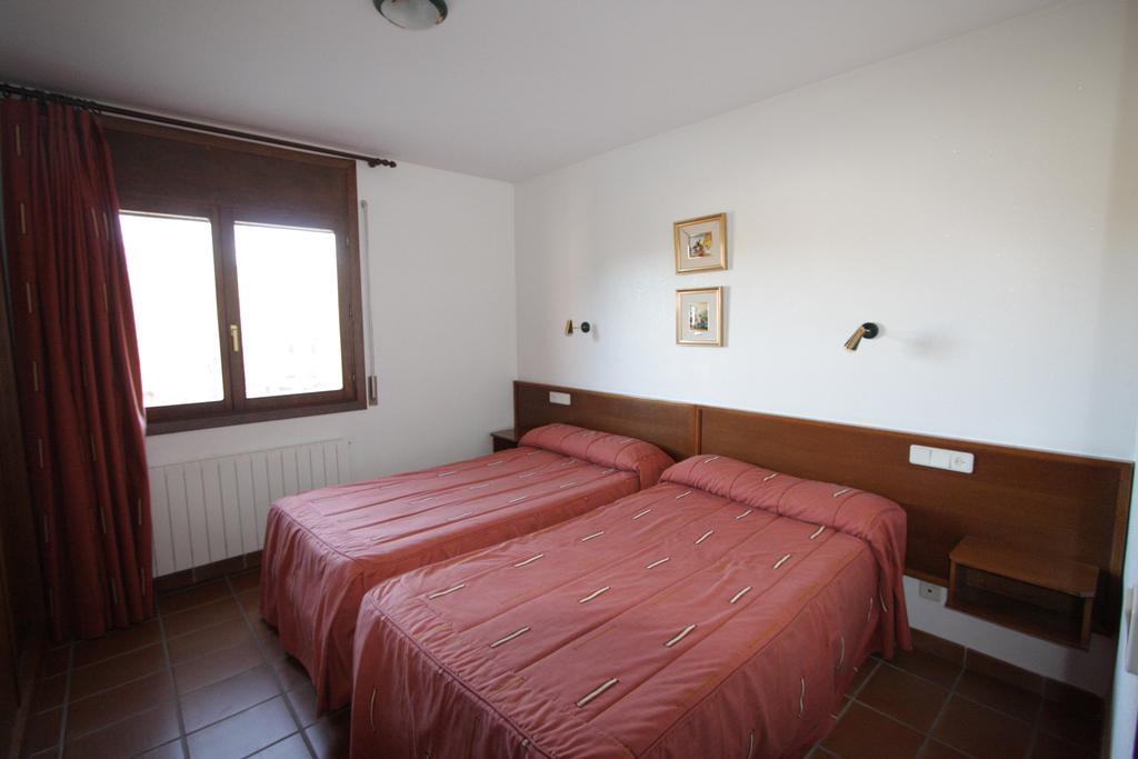 La Virgen de la Vega Apart-Hotel Selva Nevada מראה חיצוני תמונה