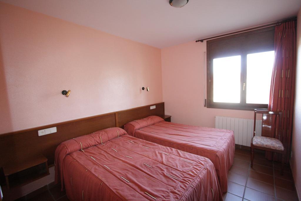 La Virgen de la Vega Apart-Hotel Selva Nevada מראה חיצוני תמונה